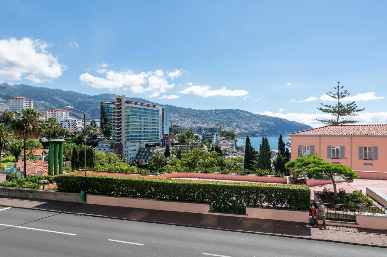 Suite 106 - Two Bedroom Apartment Funchal