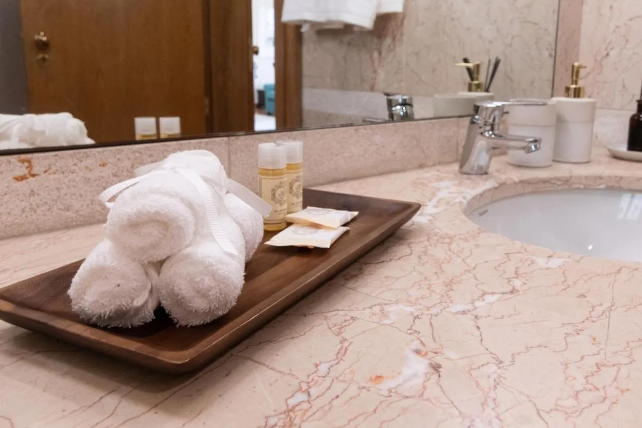 Suite 106 - Two Bedroom Apartment Funchal